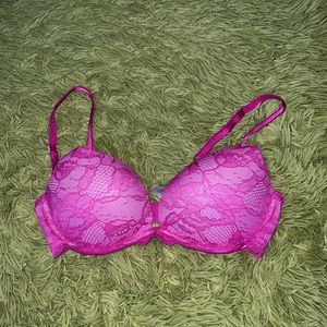 VICTORIA’S SECRET, 34c push up bra